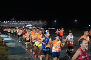 BIB: 210, 1414, 26258, 232
                            <button type="button" onclick="openModal(23045809)" class="btn btn-primary btn-sm float-right btn-popup" data-toggle="modal" data-target=".modal-high-quality">
                        <i class="fas fa-shopping-cart"></i> Add to Cart
                    </button>
                                            <button type="button" onclick="isThisMe(23045809, true)" class="btn btn-success btn-sm float-right btn-popup btn-isme hidden" data-toggle="tooltip" data-placement="bottom" title="นี่คือรูปของคุณใช่ไหม คลิกที่นี่เพื่อเอาเข้าอัลบั้ม">
                        <i class="fas fa-plus"></i> Add to album
                    </button>
                    <button type="button" onclick="isThisMe(23045809, false)" class="btn btn-warning btn-sm float-right btn-popup btn-isnotme hidden">
                        <i class="fas fa-ban"></i> Remove from album
                    </button>